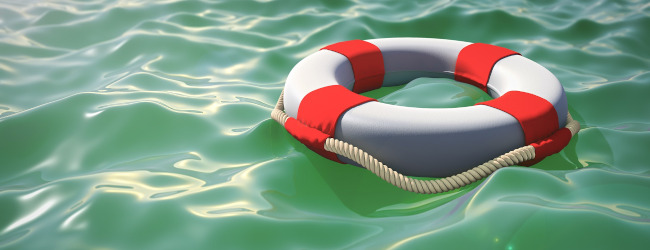 Abbildung: Rettungsring im Wasser